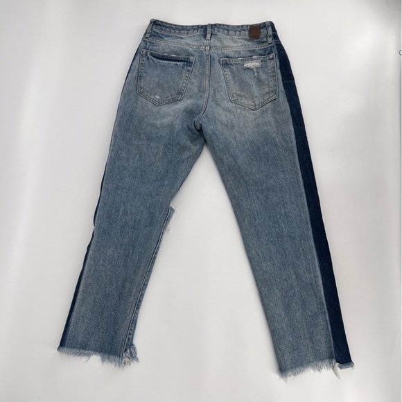Hidden Jeans Distressed Two-Tone Rough Hem Jeans Size 26 Women’s - Picture 3 of 6